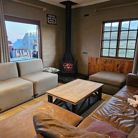 Sani Mountain Escape Hotel Mokhotlong Buitenkant foto
