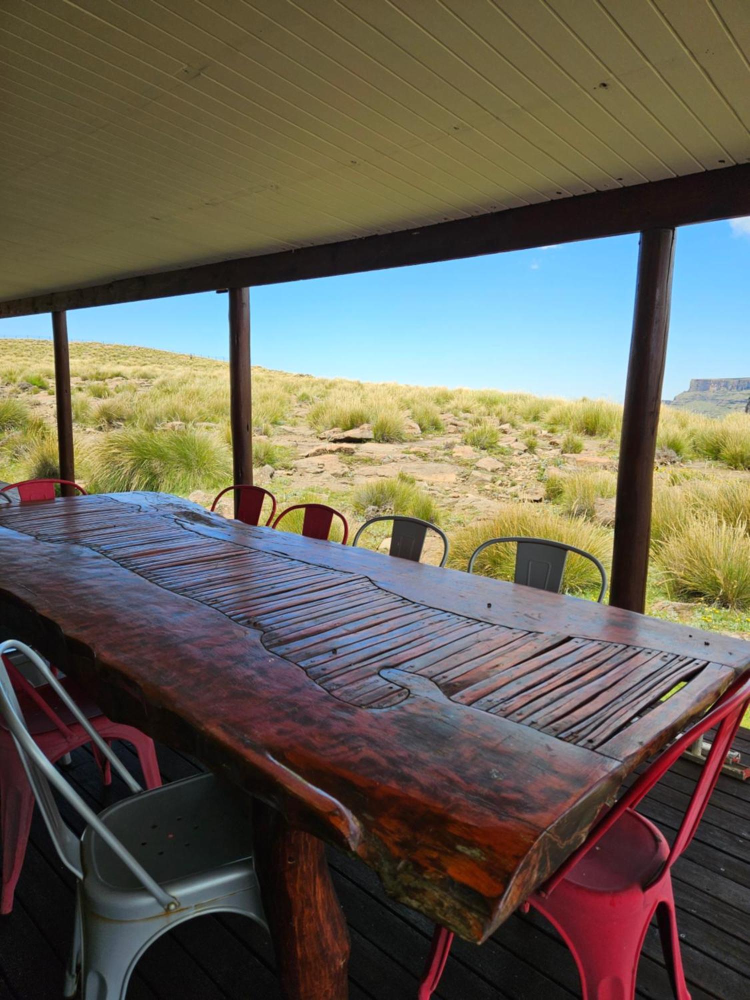 Sani Mountain Escape Hotel Mokhotlong Buitenkant foto