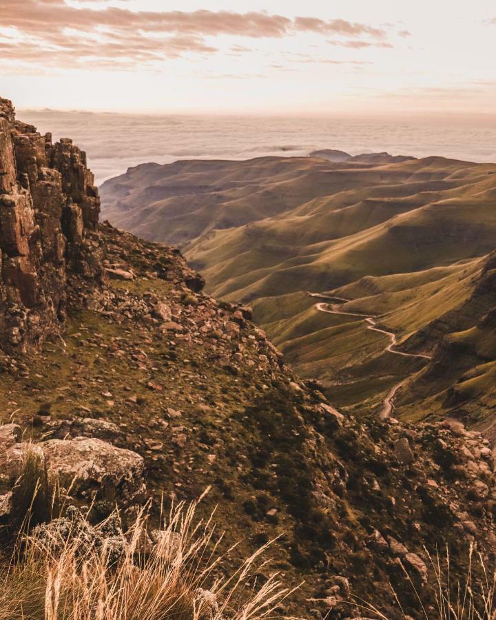 Sani Mountain Escape Hotel Mokhotlong Buitenkant foto