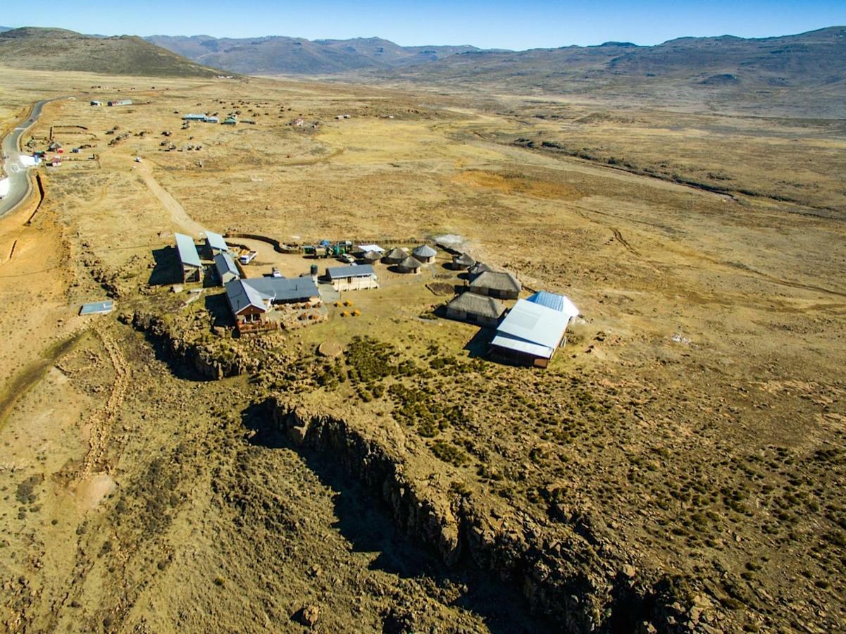 Sani Mountain Escape Hotel Mokhotlong Buitenkant foto