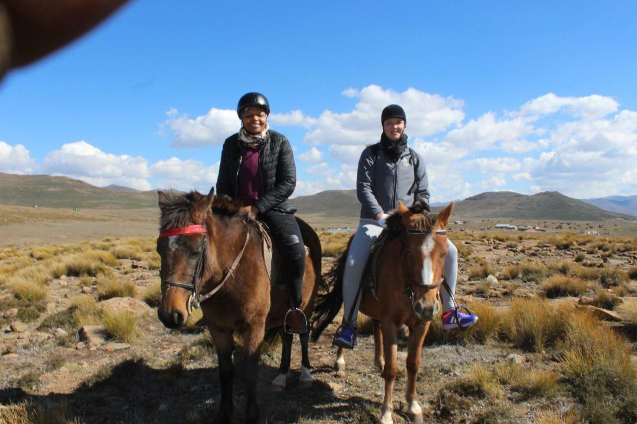 Sani Mountain Escape Hotel Mokhotlong Buitenkant foto