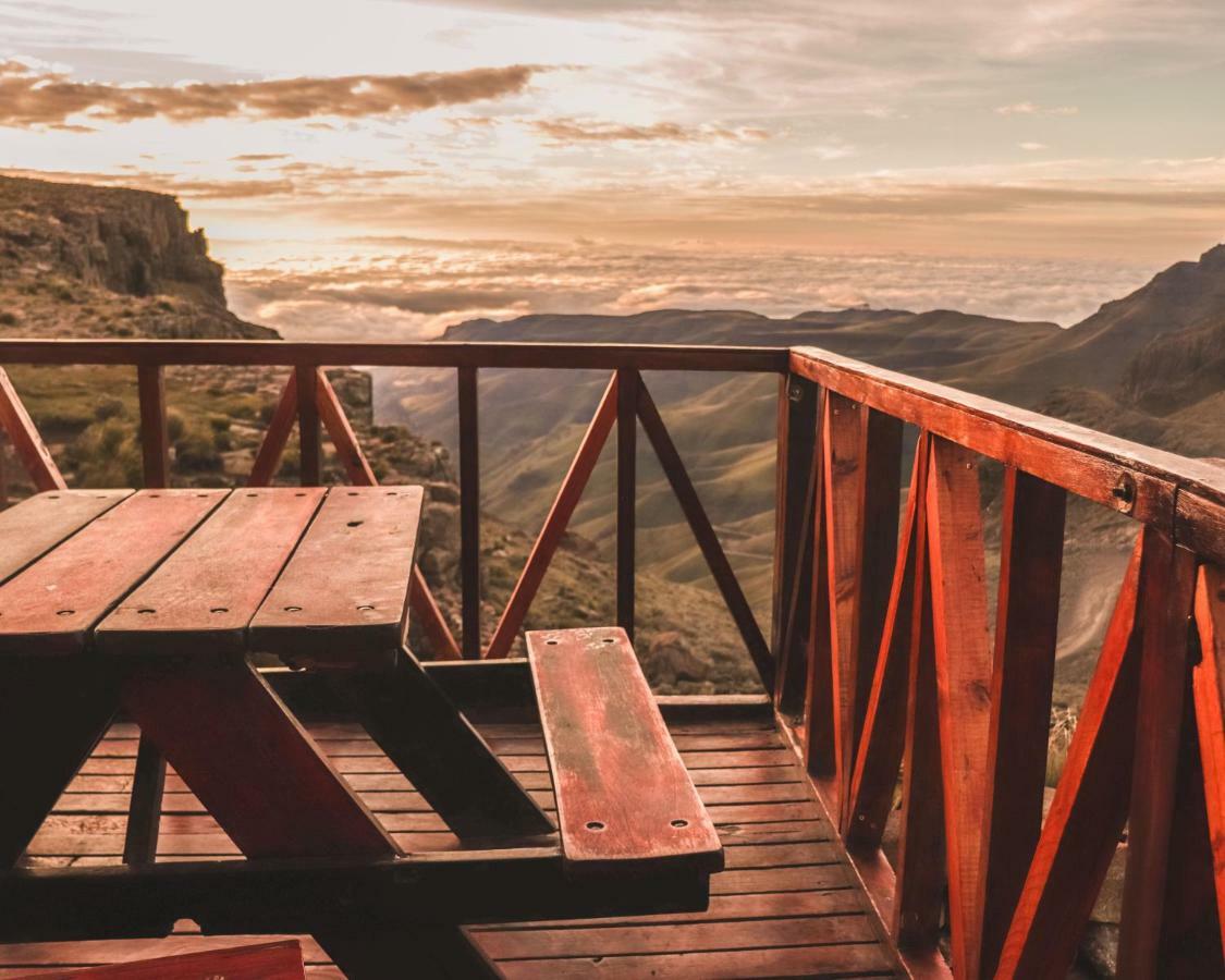 Sani Mountain Escape Hotel Mokhotlong Buitenkant foto